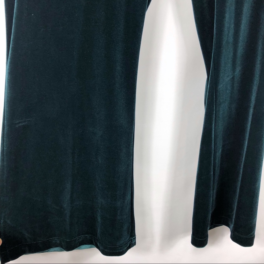SOLD-Universal Standard Farrah Velvet Pants Green Flared - Picture 4 of 10